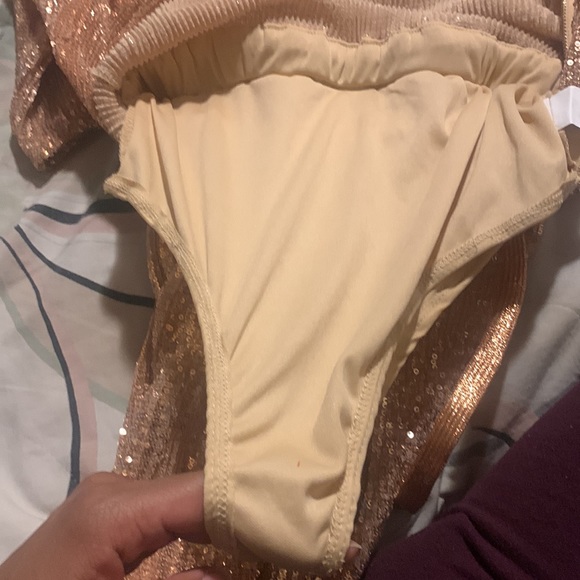 Rose gold sequins jumpsuit - Picture 5 of 7